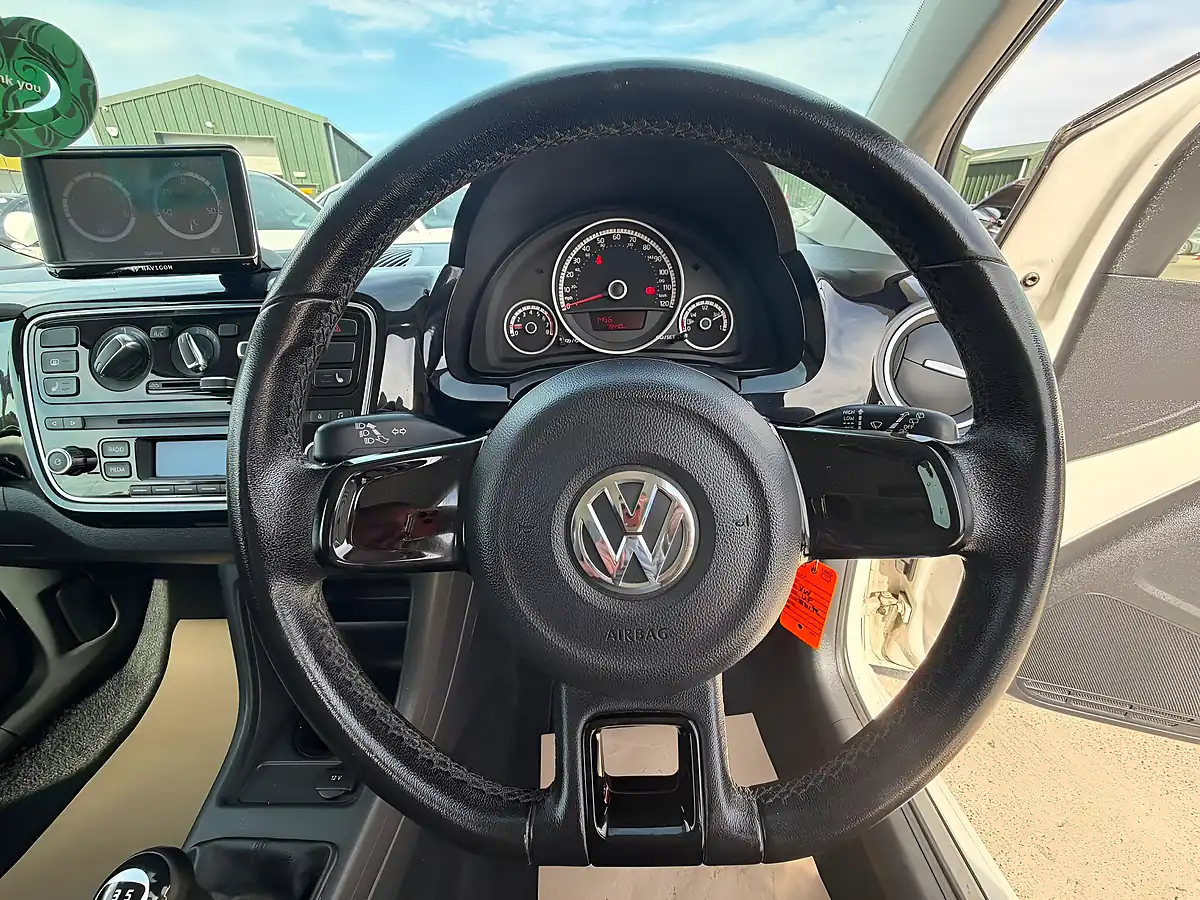 Used 2013 Volkswagen Up! High Up! White - Interior and Exterior details 18