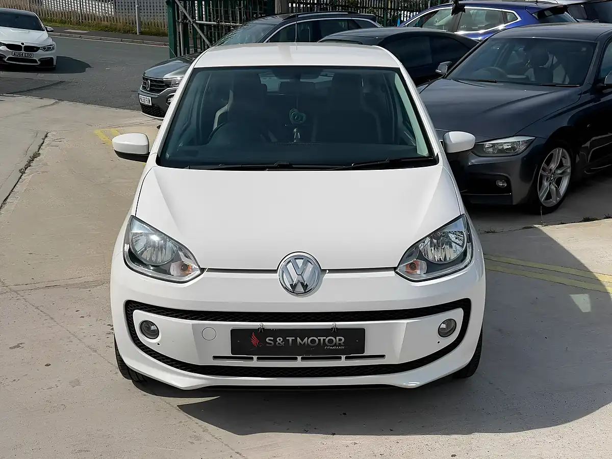 Used 2013 Volkswagen Up! High Up! White - Interior and Exterior details 3