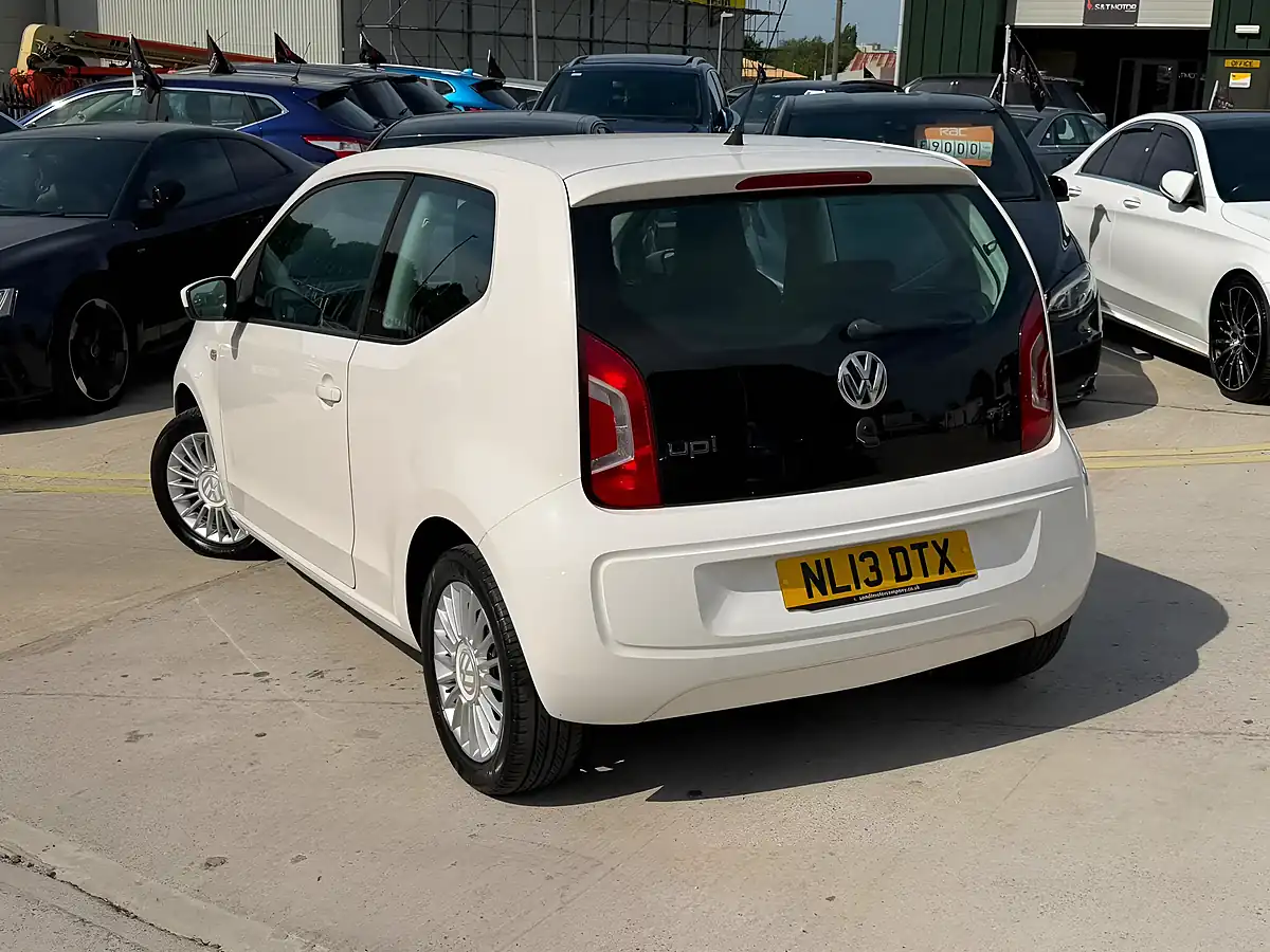 Used 2013 Volkswagen Up! High Up! White - Interior and Exterior details 5