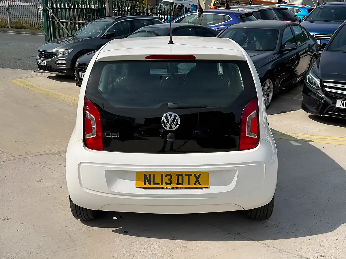 Used 2013 Volkswagen Up! High Up! White - Interior and Exterior details 9