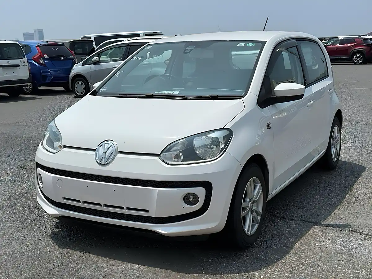 Used 2013 Volkswagen Up! High Up! White - Interior and Exterior details 5