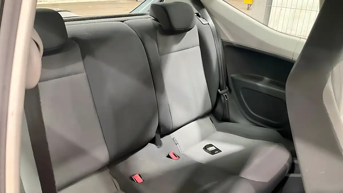 Used 2013 Volkswagen Up! Move Up! Blue - Interior and Exterior details 11