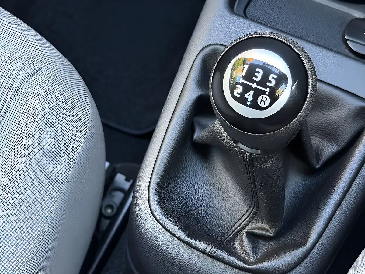 Used 2013 Volkswagen Up! Move Up! Light Blue - Interior and Exterior details 13