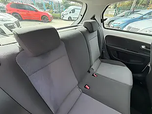 Used 2013 Volkswagen Up! Move Up! White - Interior and Exterior details 16