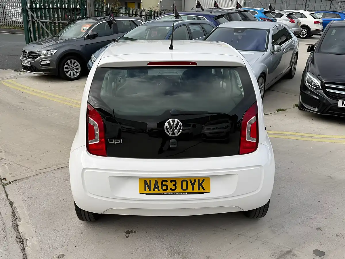 Used 2013 Volkswagen Up! Move Up! White - Interior and Exterior details 8