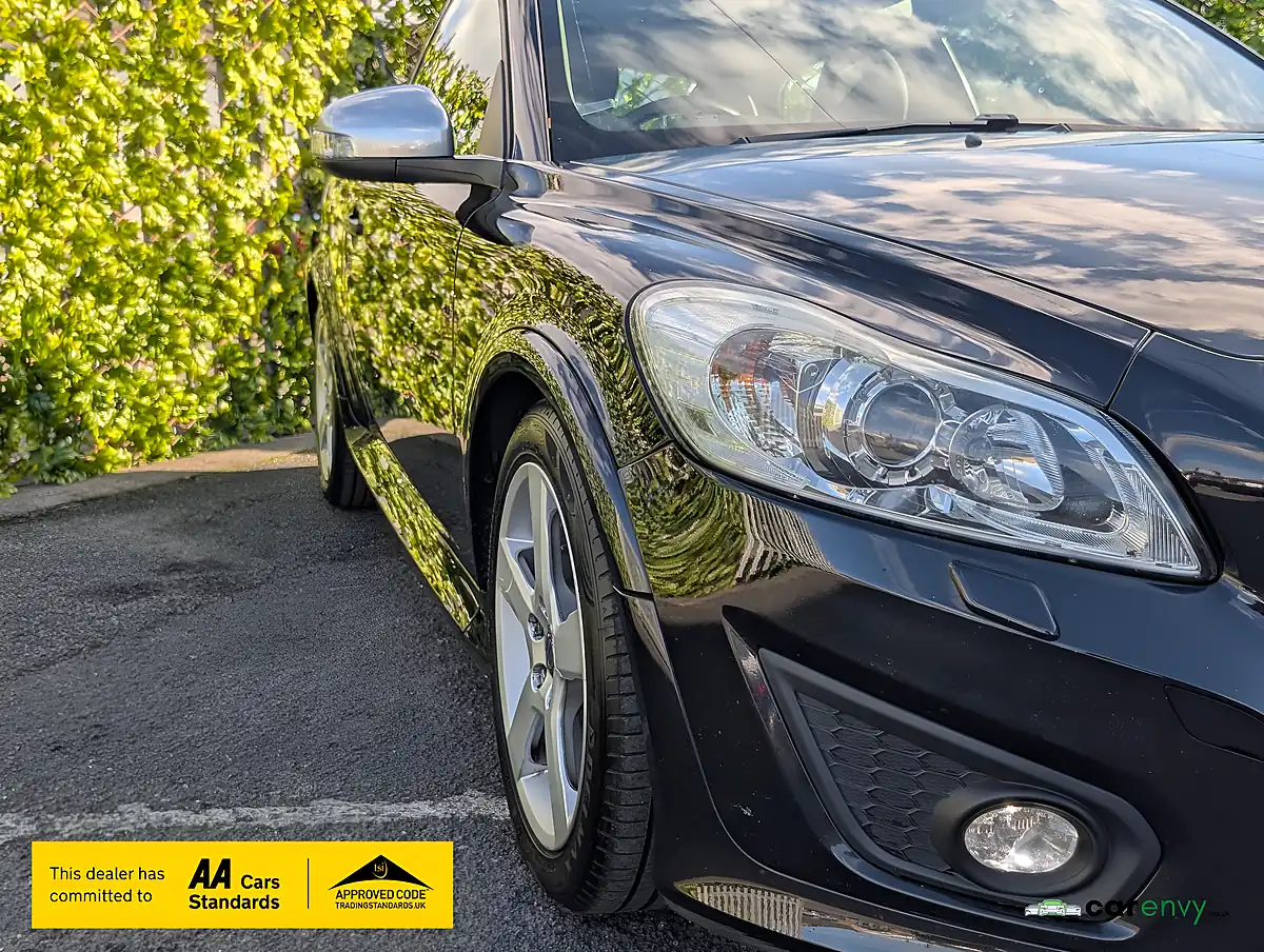Used 2013 Volvo C30 R-Design Lux Black Sapphire - Interior and Exterior details 4