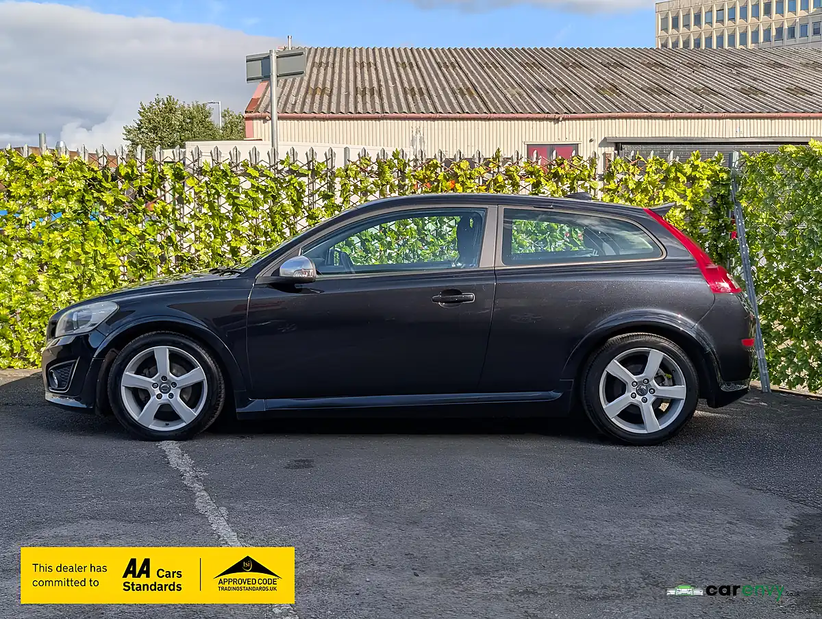 Used 2013 Volvo C30 R-Design Lux Black Sapphire - Interior and Exterior details 8
