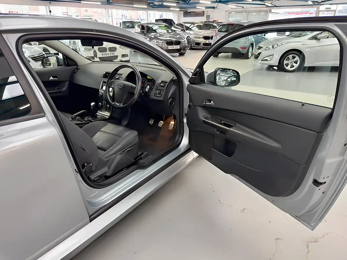 Used 2013 Volvo C30 R-Design Silver - Interior and Exterior details 15