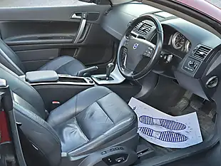 Used 2013 Volvo C70 Se Lux Nav Geartronic Red - Interior and Exterior details 2