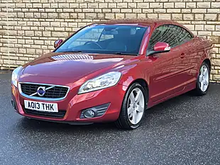 Used 2013 Volvo C70 Se Lux Nav Geartronic Red - Interior and Exterior details 3