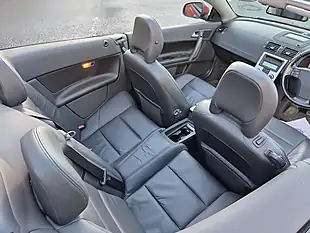 Used 2013 Volvo C70 Se Lux Nav Geartronic Red - Interior and Exterior details 6