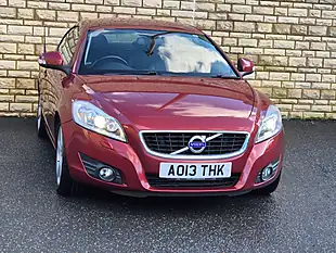 Used 2013 Volvo C70 Se Lux Nav Geartronic Red - Interior and Exterior details 7
