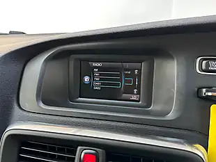 Used 2013 Volvo V40 Cross Country Lux Biarritz Blue - Interior and Exterior details 14