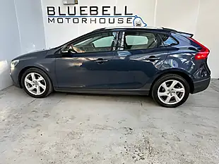 Used 2013 Volvo V40 Cross Country Lux Biarritz Blue - Interior and Exterior details 7