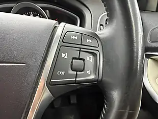 Used 2013 Volvo V40 Cross Country Lux Bronze - Interior and Exterior details 14