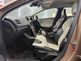Used 2013 Volvo V40 Cross Country Lux Bronze - Interior and Exterior details 18
