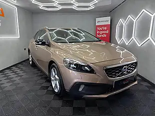 Used 2013 Volvo V40 Cross Country Lux Bronze - Interior and Exterior details 7