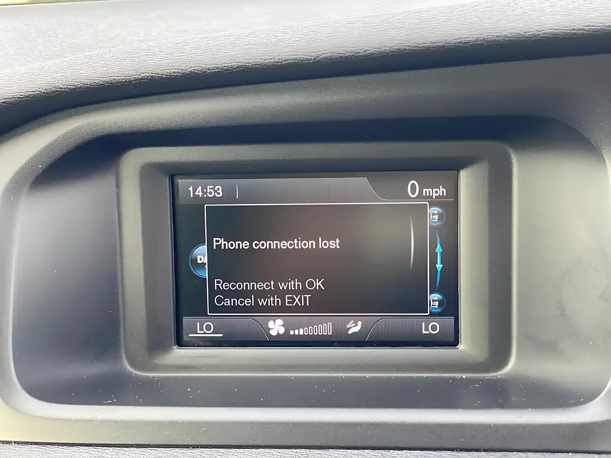 Used 2013 Volvo V40 Cross Country Lux Bronze - Interior and Exterior details 16