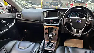 Used 2013 Volvo V40 Cross Country Lux Nav Black - Interior and Exterior details 4