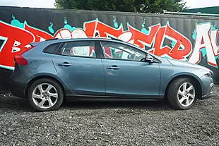 Used 2013 Volvo V40 Cross Country Lux Nav Blue - Interior and Exterior details 12