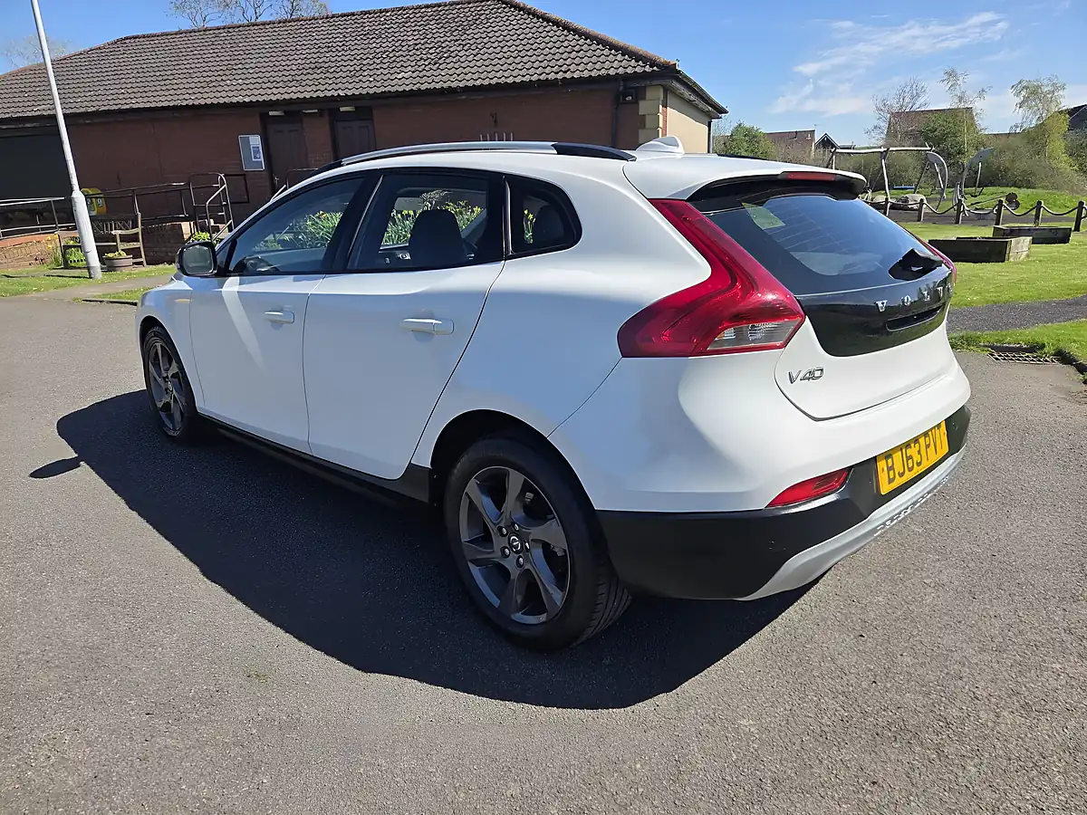 Used 2013 Volvo V40 Cross Country Lux White - Interior and Exterior details 4
