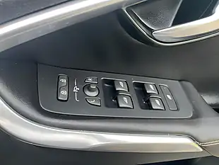 Used 2013 Volvo V40 R-Design Ice White - Interior and Exterior details 12
