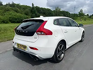 Used 2013 Volvo V40 R-Design Ice White - Interior and Exterior details 2