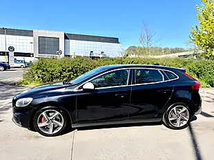 Used 2013 Volvo V40 R-Design Lux Black - Interior and Exterior details 9