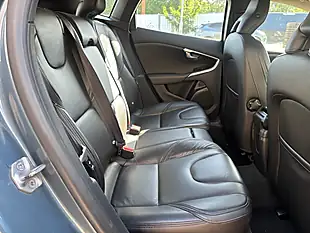 Used 2013 Volvo V40 Se Lux Nav Blue - Interior and Exterior details 12