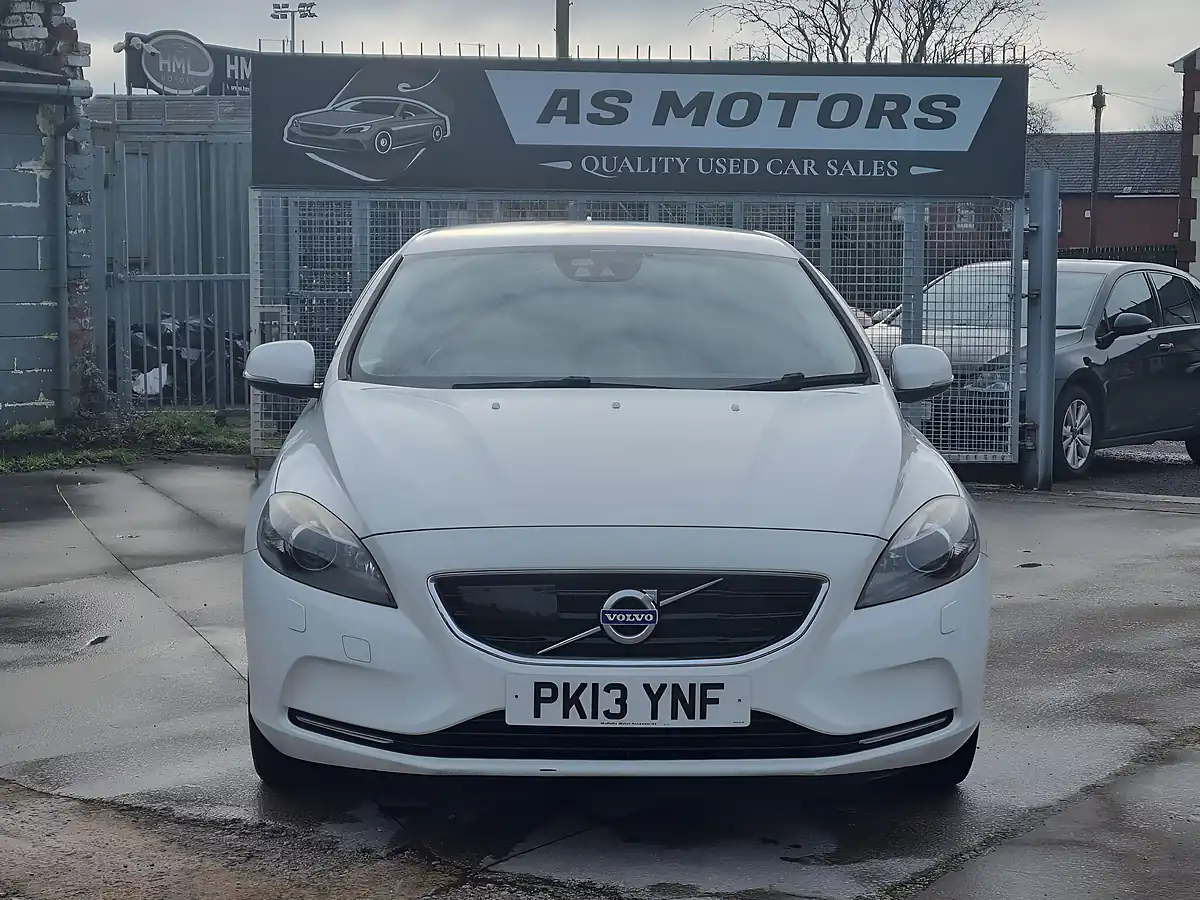 Used 2013 Volvo V40 Se Lux Nav Other - Interior and Exterior details 2