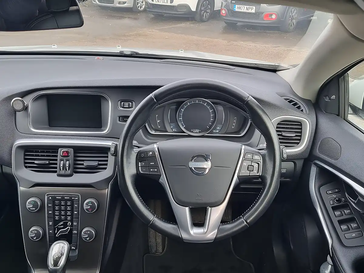 Used 2013 Volvo V40 Se Lux Nav Other - Interior and Exterior details 4