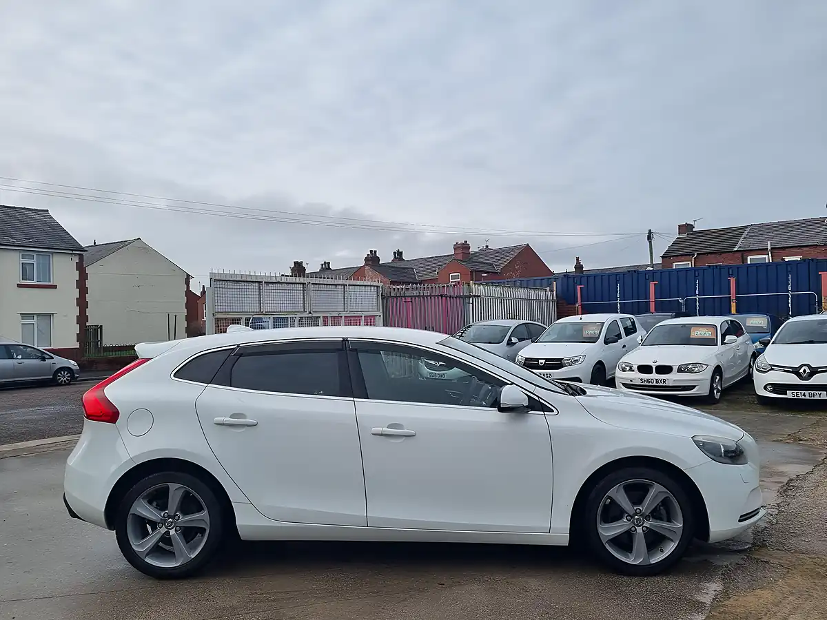 Used 2013 Volvo V40 Se Lux Nav Other - Interior and Exterior details 8