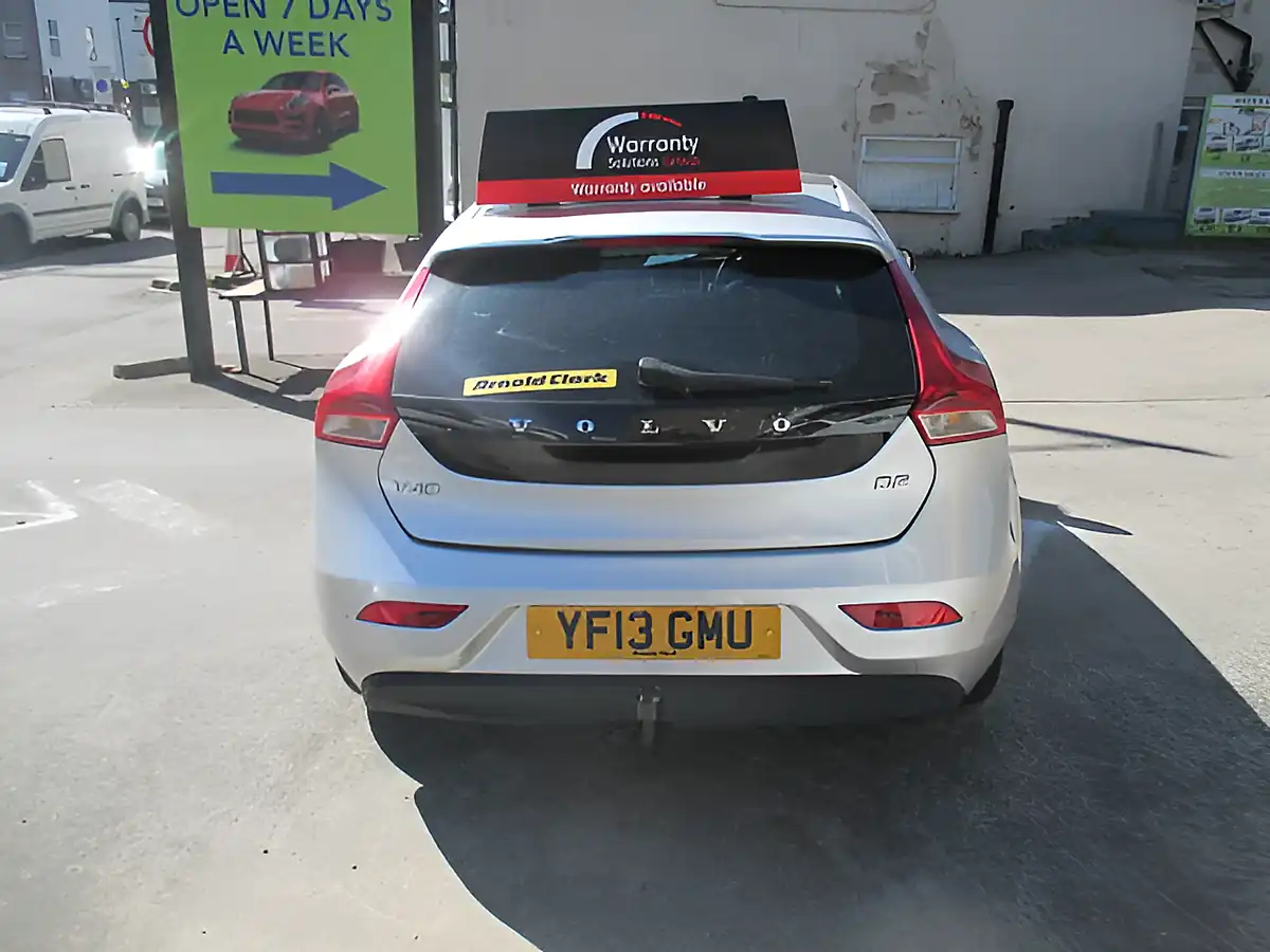 Used 2013 Volvo V40 Se Lux Nav Silver - Interior and Exterior details 3