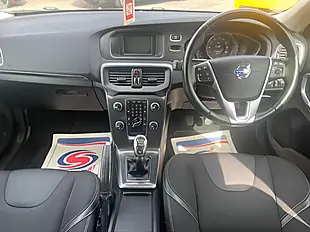 Used 2013 Volvo V40 Se Silver - Interior and Exterior details 14