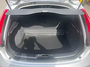 Used 2013 Volvo V40 Se Silver - Interior and Exterior details 15