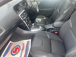 Used 2013 Volvo V40 Se Silver - Interior and Exterior details 17