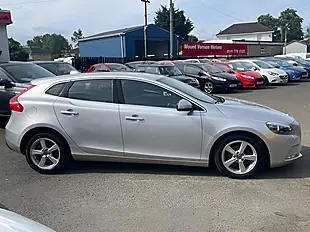 Used 2013 Volvo V40 Se Silver - Interior and Exterior details 8