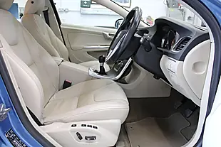 Used 2013 Volvo V60 Se Lux Blue - Interior and Exterior details 18