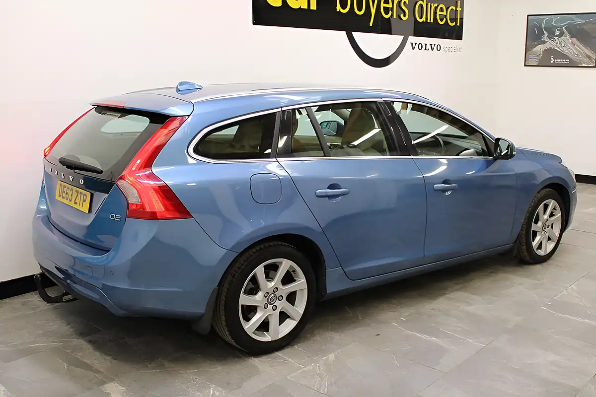 Used 2013 Volvo V60 Se Lux Blue - Interior and Exterior details 4