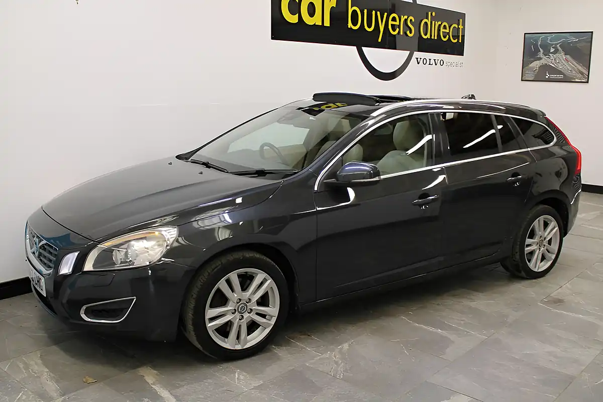 Used 2013 Volvo V60 Se Lux Nav Grey - Interior and Exterior details 12