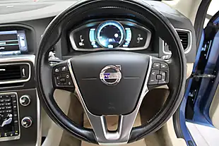 Used 2013 Volvo V60 Se Lux Nav Power Blue - Interior and Exterior details 19