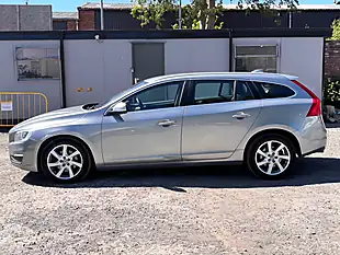 Used 2013 Volvo V60 Se Lux Nav Silver - Interior and Exterior details 4