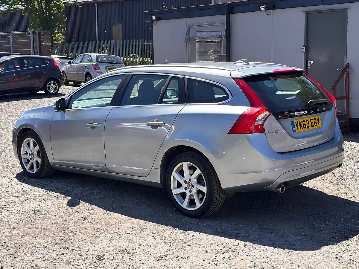 Used 2013 Volvo V60 Se Lux Nav Silver - Interior and Exterior details 5