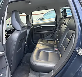 Used 2013 Volvo V70 Se Blue - Interior and Exterior details 11