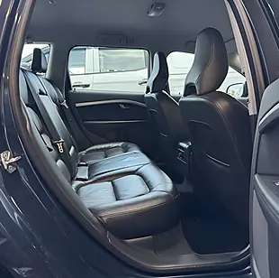 Used 2013 Volvo V70 Se Blue - Interior and Exterior details 12