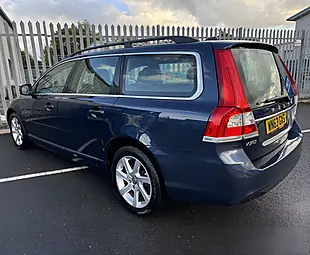 Used 2013 Volvo V70 Se Blue - Interior and Exterior details 4