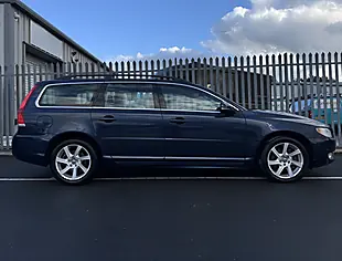 Used 2013 Volvo V70 Se Blue - Interior and Exterior details 7