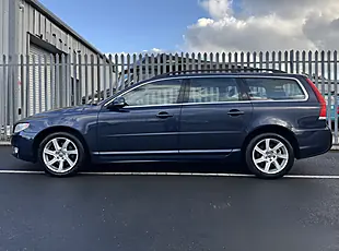 Used 2013 Volvo V70 Se Blue - Interior and Exterior details 8