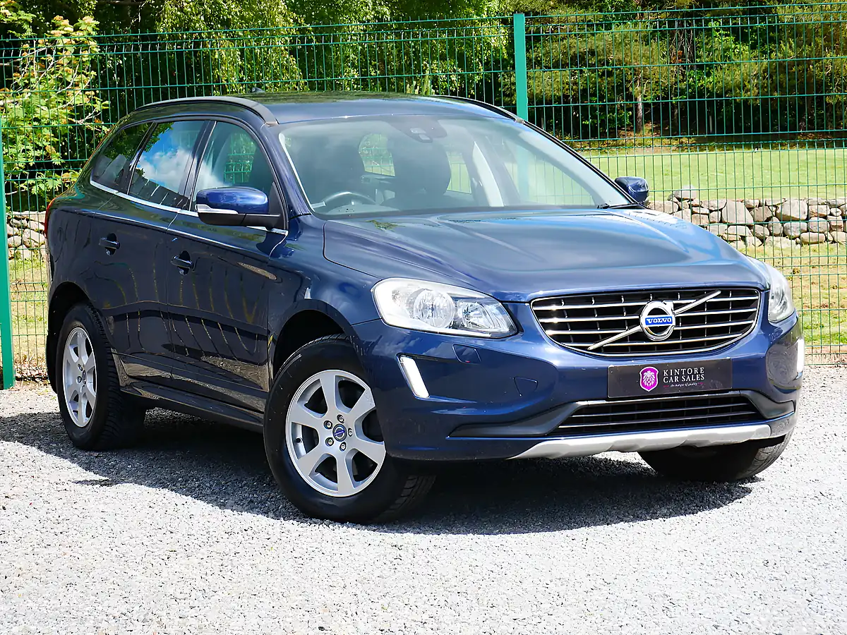 Used 2013 Volvo XC60 Se Caspian Blue - Front View