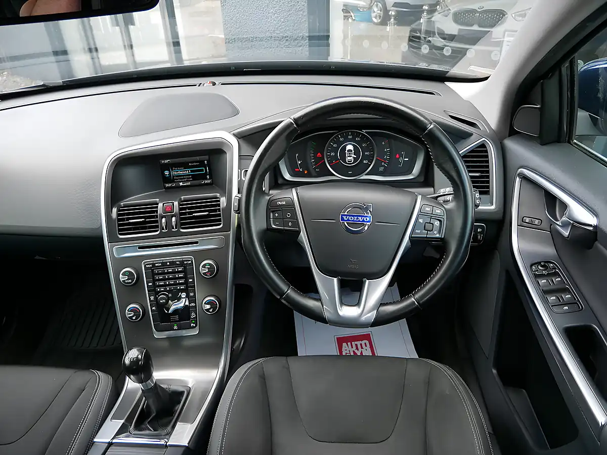 Used 2013 Volvo XC60 Se Caspian Blue - Interior and Exterior details 14